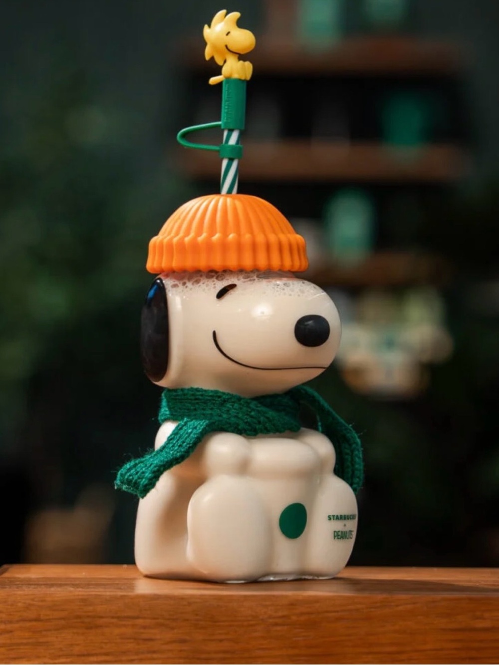New Starbucks Peanuts Snoopy Limited Edition 20oz Glass Coffee Cup Tumbler